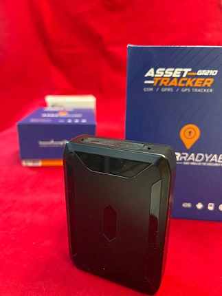ردیاب مگنتی آذر ردیاب جی تی 210 با 30 روز شارژGT210