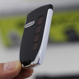 دزدگیر ایزیکار مدل ایی 3 